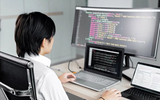 武威 api php源码,下载的php源码怎么运行呢？